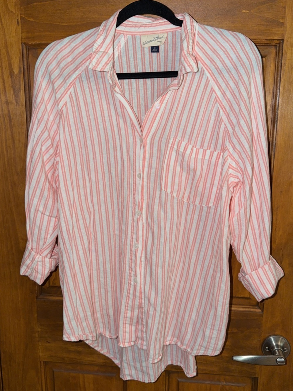Universal Thread Pink and White Striped Casual Button-Down Shirt